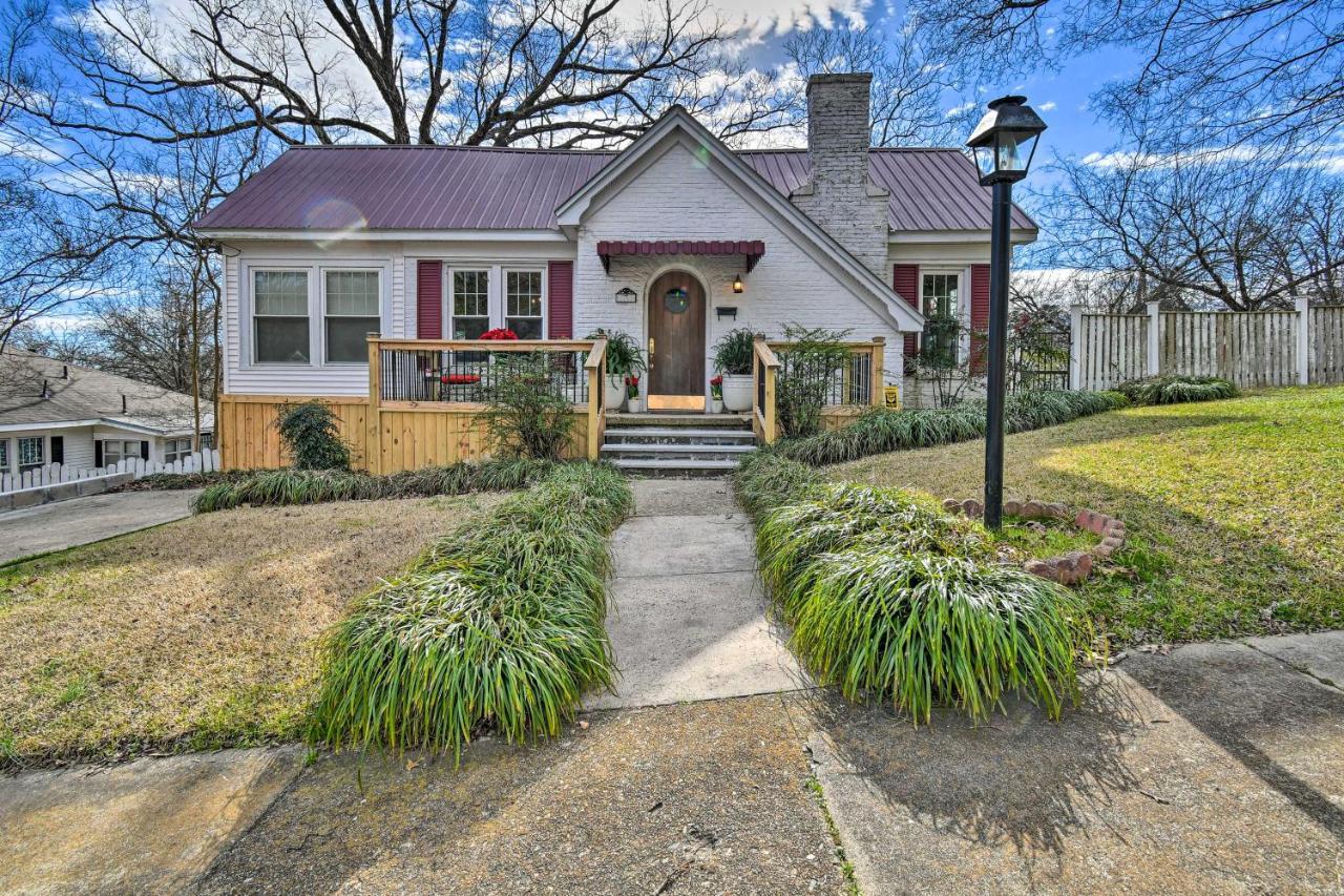 Hot Springs Home With Yard 2 Mi To Oaklawn Casino Bagian luar foto